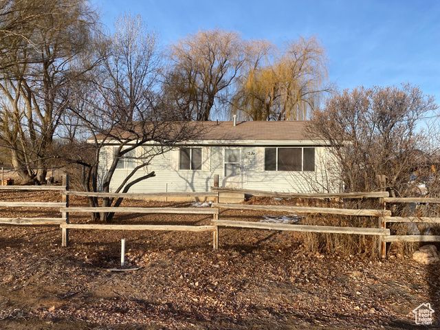 5980 S 9000 E, Jensen, UT 84035