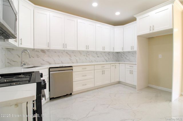 105 Perry avenue, Staten Island, NY 10314