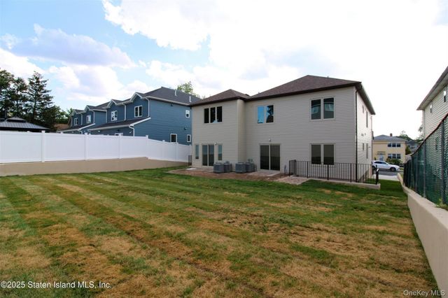105 Perry avenue, Staten Island, NY 10314