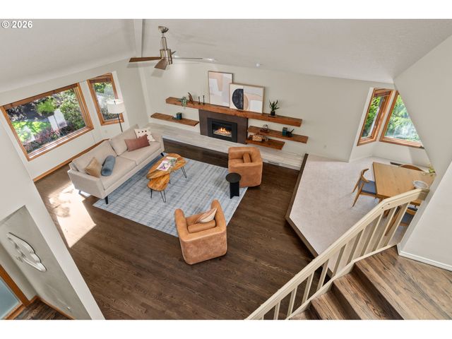 6011 Sw KNIGHTSBRIDGE Dr, Portland, OR 97219