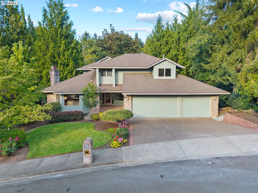 6011 Sw KNIGHTSBRIDGE Dr, Portland, OR 97219