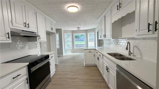 3234 Old Salem Road SE, Conyers, GA 30013