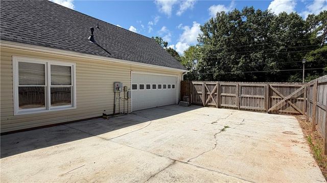 3234 Old Salem Road SE, Conyers, GA 30013