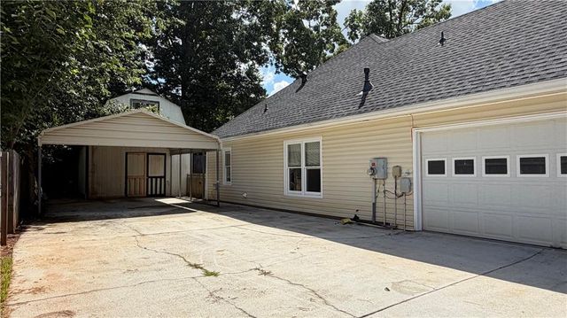 3234 Old Salem Road SE, Conyers, GA 30013