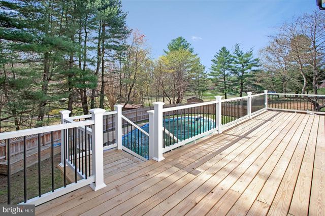 490 W MOUNT HARMONY RD, Owings, MD 20736