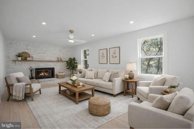 490 W MOUNT HARMONY RD, Owings, MD 20736