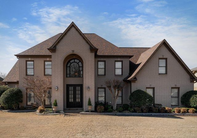 1499 BARTON CREEK DR, Collierville, TN 38017