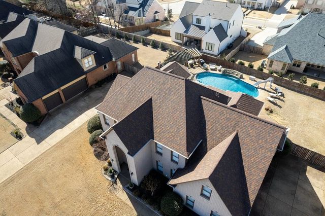 1499 BARTON CREEK DR, Collierville, TN 38017