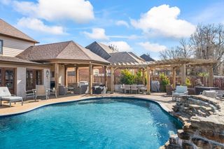 1499 BARTON CREEK DR, Collierville, TN 38017