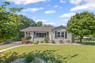 1446 N Keebler Avenue, Collinsville, IL 62234