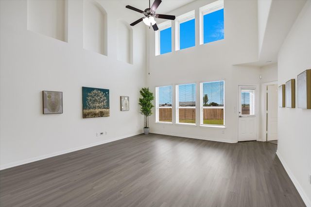 115 Mollie DR, Hutto, TX 78634