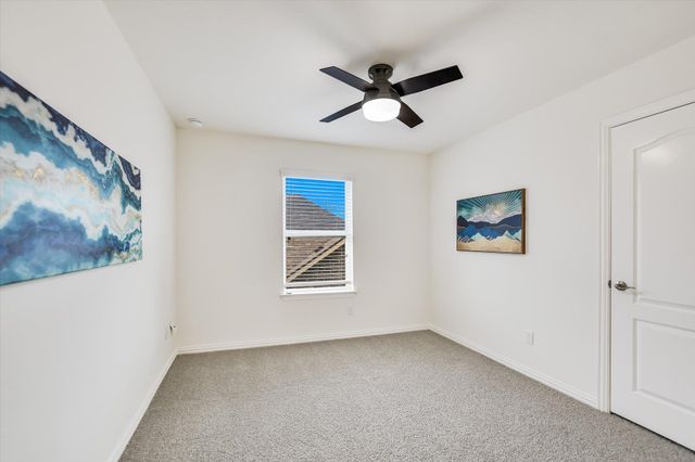 115 Mollie DR, Hutto, TX 78634