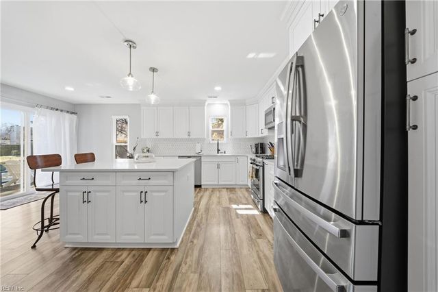 2209 Turnberry CT, Virginia Beach, VA 23454