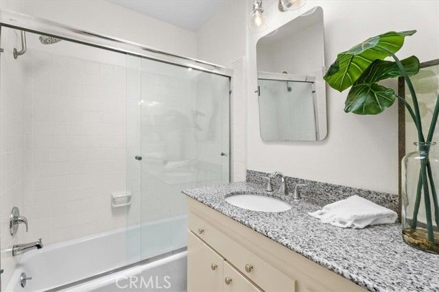 8701 Delgany Avenue 312, Playa Del Rey (los Angeles), CA 90293