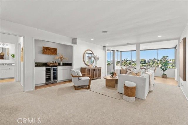 8701 Delgany Avenue 312, Playa Del Rey (los Angeles), CA 90293