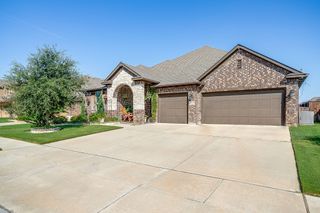 1688 Laramie Lane, Burleson, TX 76028