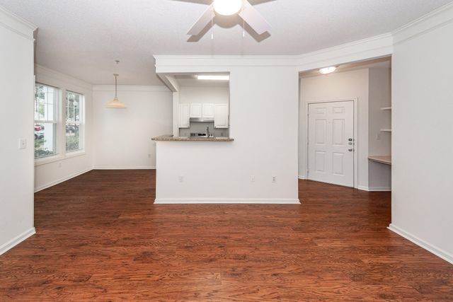 1714 Chatelain Way, Mount Pleasant, SC 29464