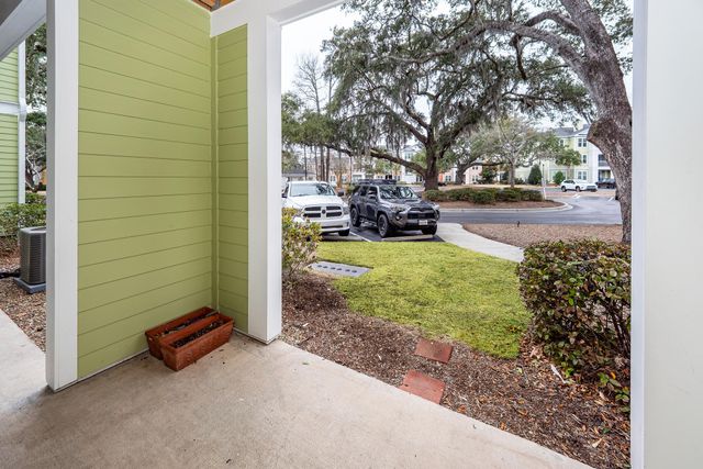 1714 Chatelain Way, Mount Pleasant, SC 29464