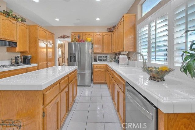 14032 Birdsong, Chino Hills, CA 91709