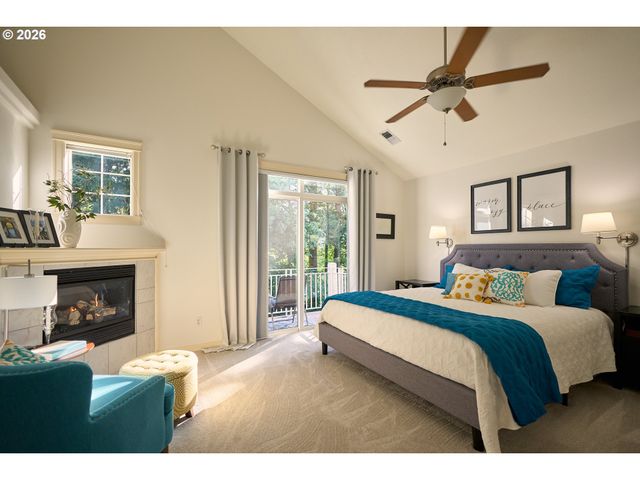 2120 Nw FARGO Loop, Camas, WA 98607