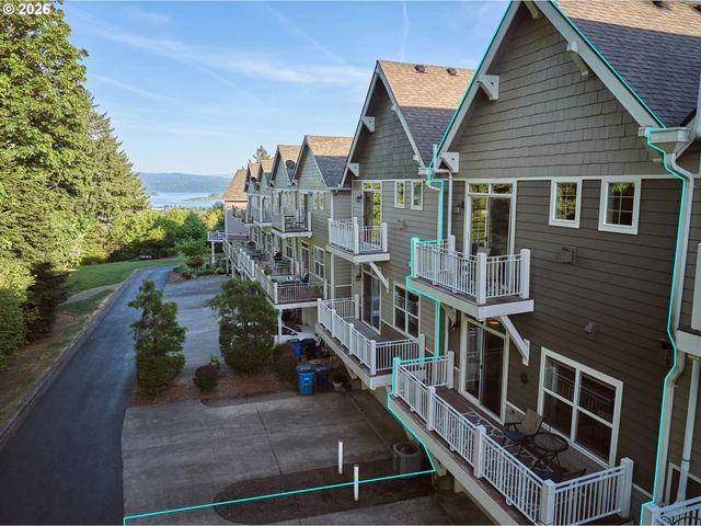 2120 Nw FARGO Loop, Camas, WA 98607