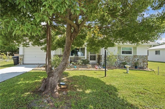 3103 N Woolflower Terrace, Beverly Hills, FL 34465