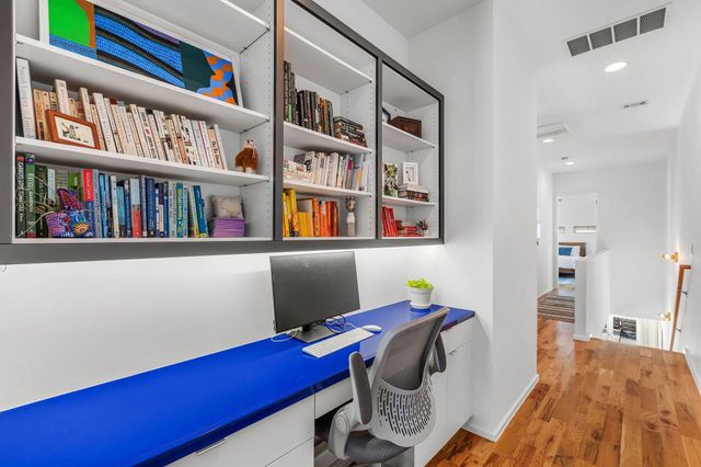 900 Brentwood ST B, Austin, TX 78757