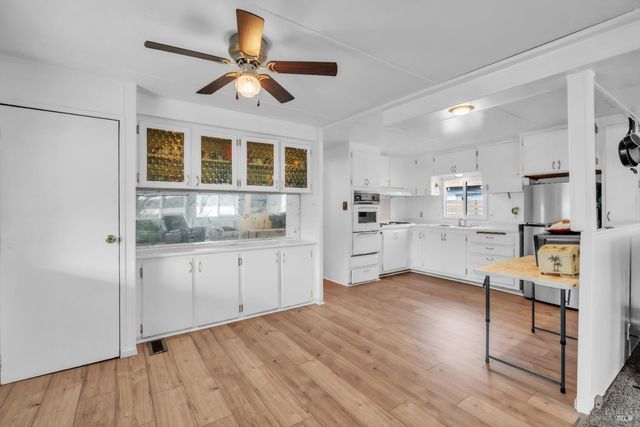 9950 E Highway 20, Clearlake Oaks, CA 95423