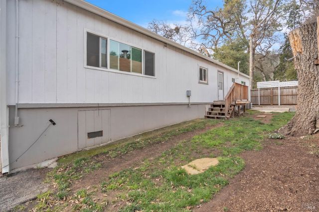 9950 E Highway 20, Clearlake Oaks, CA 95423