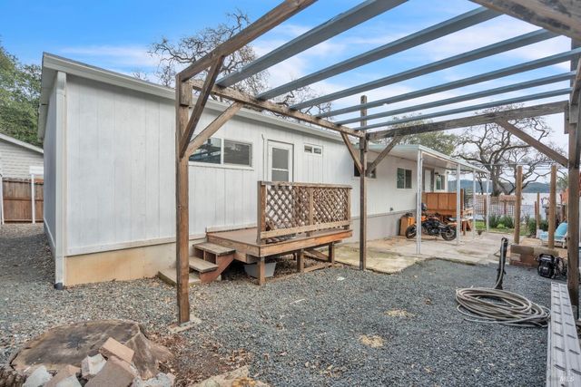 9950 E Highway 20, Clearlake Oaks, CA 95423