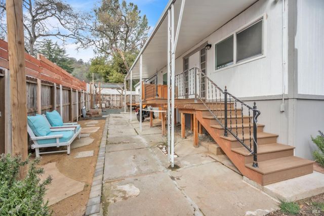 9950 E Highway 20, Clearlake Oaks, CA 95423