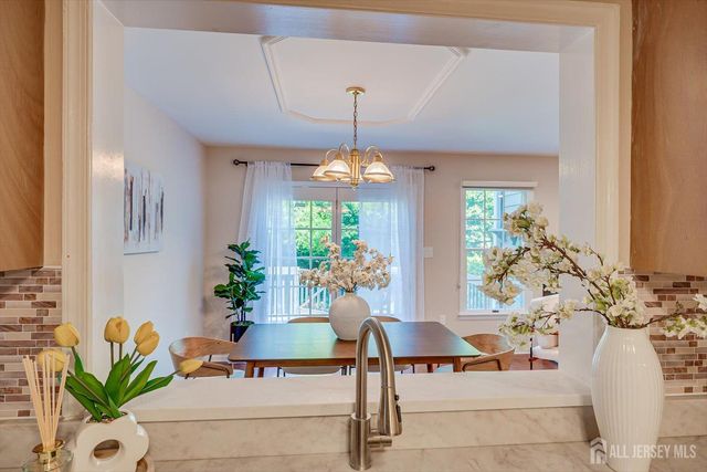 12 Springwood Court, South Brunswick, NJ 08540