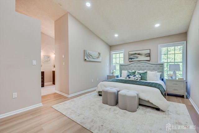 12 Springwood Court, South Brunswick, NJ 08540