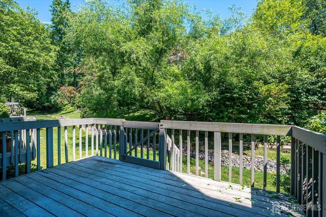 12 Springwood Court, South Brunswick, NJ 08540