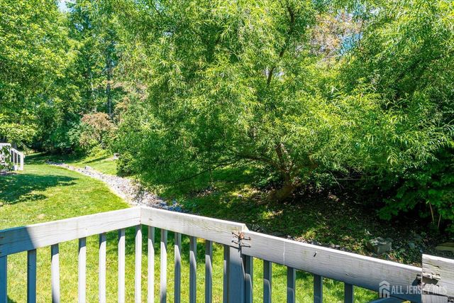 12 Springwood Court, South Brunswick, NJ 08540