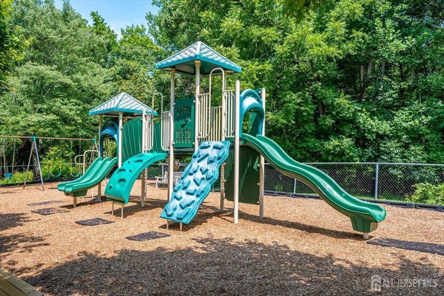 12 Springwood Court, South Brunswick, NJ 08540