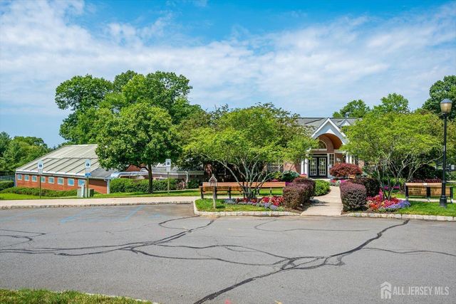 12 Springwood Court, South Brunswick, NJ 08540