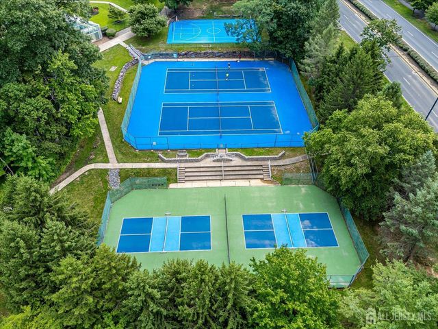 12 Springwood Court, South Brunswick, NJ 08540
