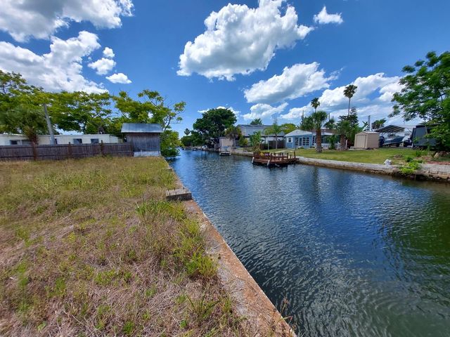 Lot 9 PUFFIN, Hudson, FL 34667