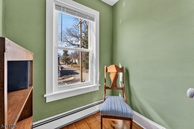 1 Seal St, High Bridge Boro, NJ 08829