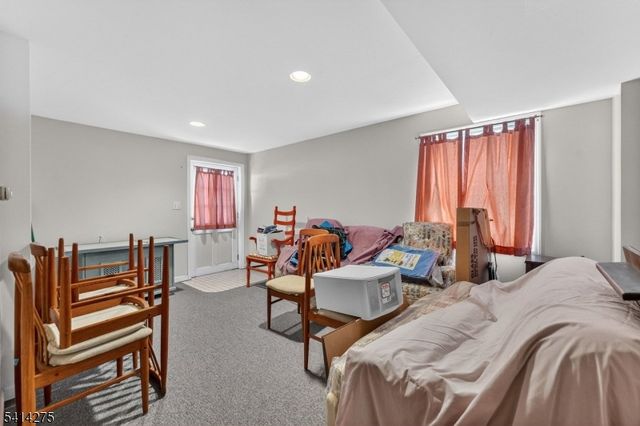 1 Seal St, High Bridge Boro, NJ 08829