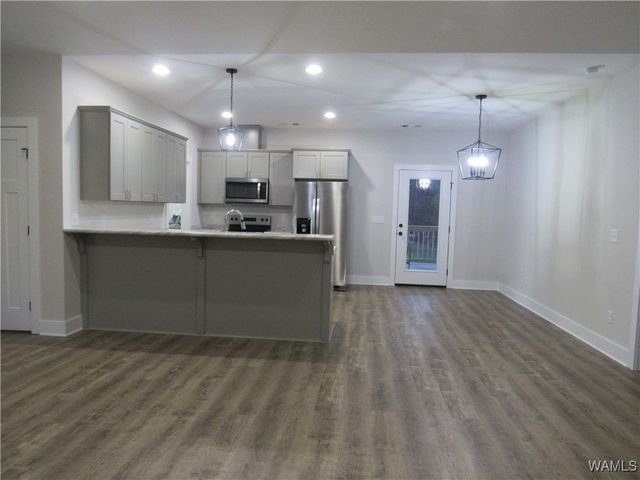 8420 Argonne Forest, Duncanville, AL 35456