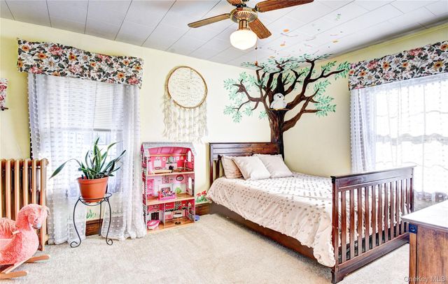 99 S Main Street, Florida, NY 10921