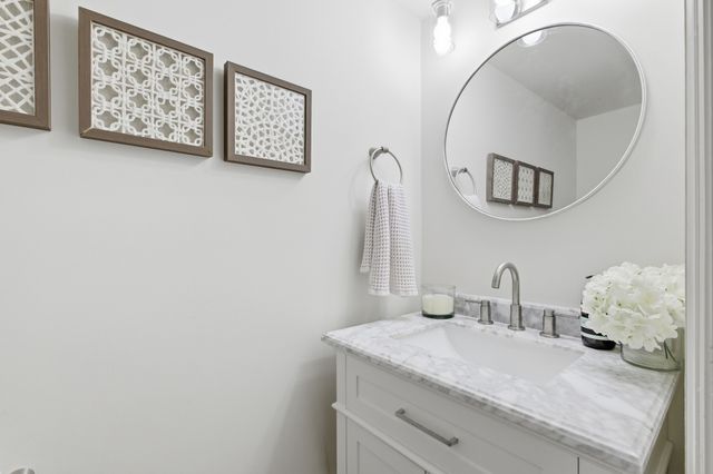 5758 Stone Brook Dr, Brentwood, TN 37027