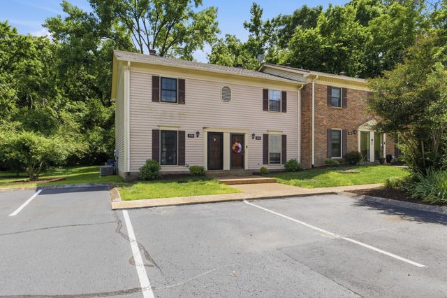 5758 Stone Brook Dr, Brentwood, TN 37027