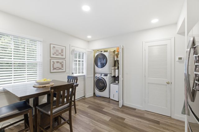5758 Stone Brook Dr, Brentwood, TN 37027