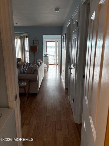 11 W Harborside Drive W, Seaside Heights, NJ 08751