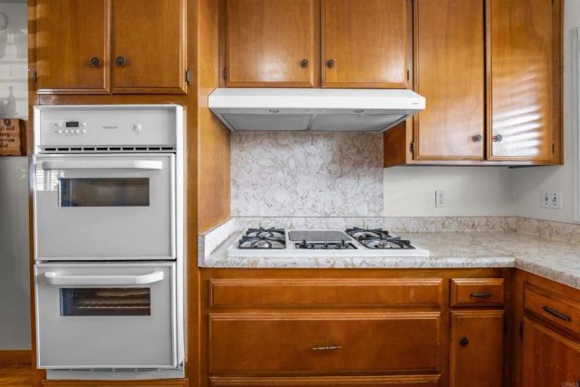 878 Narwhal Street, San Diego, CA 92154