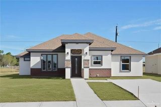 808 Whitewing Street, Alamo, TX 78516