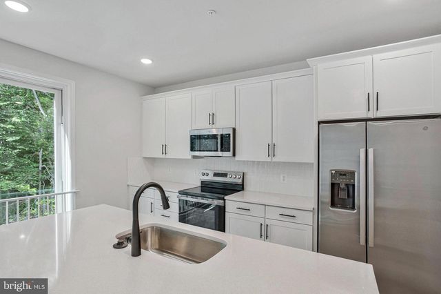 128 CATALPA DR, North East, MD 21901